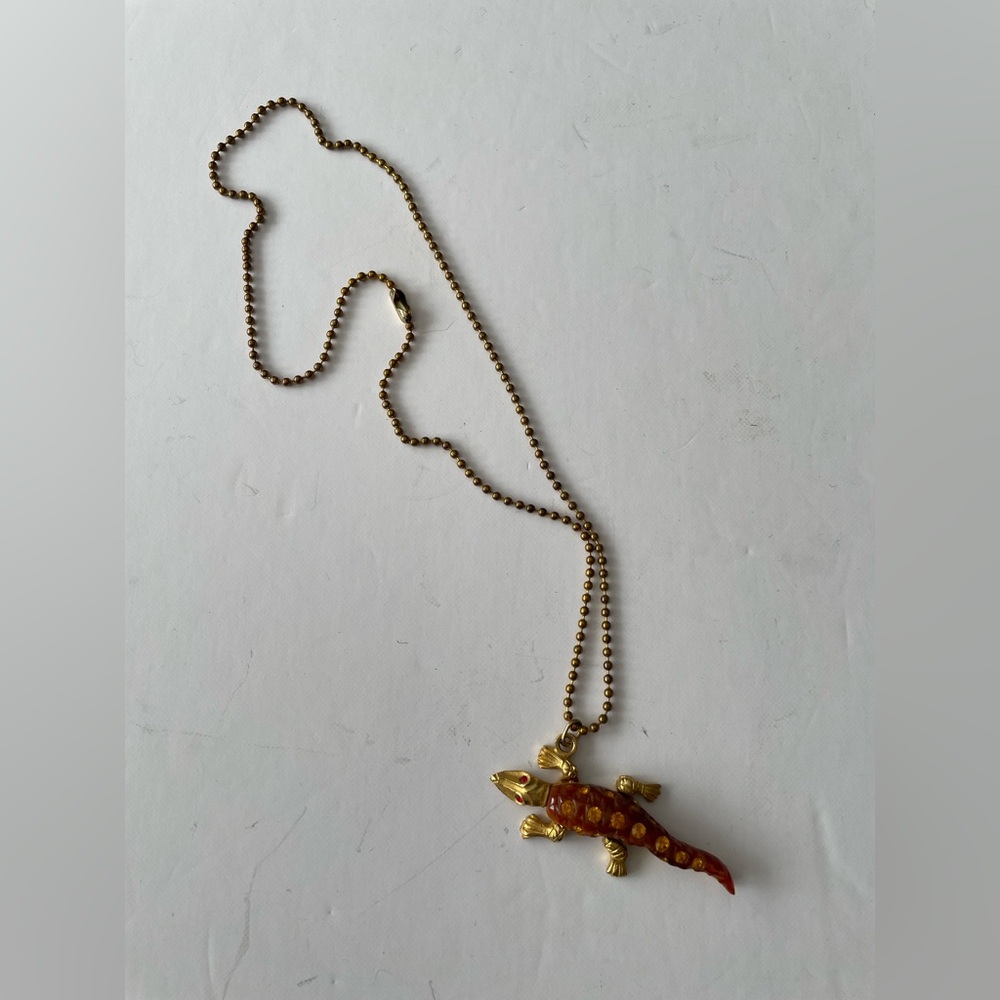 Vintage Enamel Resin Gecko Lizard Alligator Charm Necklace Rhinestone